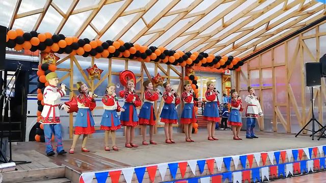 Ансамбль «Славяночка» - Там за околицей (bk.mirt@mail.ru)