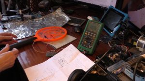 Сравнительный обзор электрических мухобоек.Принципиальная схема.