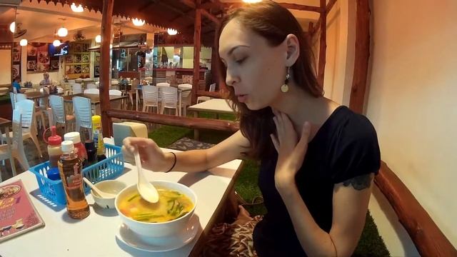 Гастрономическая визитная карточка Таиланда суп том ям смотреть онлайн