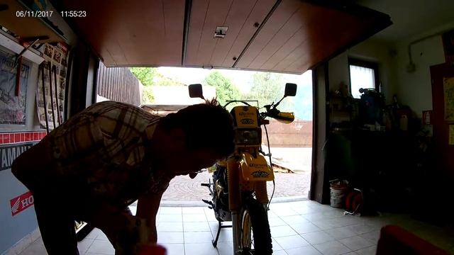 Avviamento kickstart Suzuki Dr 600 sn41n смотреть онлайн
