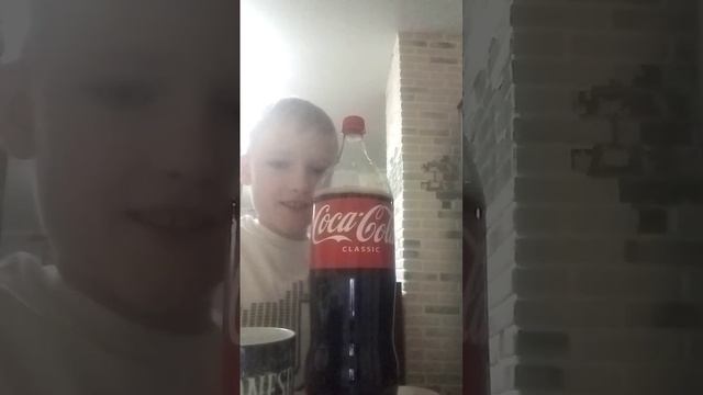 купил оригинальную Coca Cola- кока колу