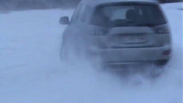 Outlander XL drift 2010..wmv смотреть онлайн