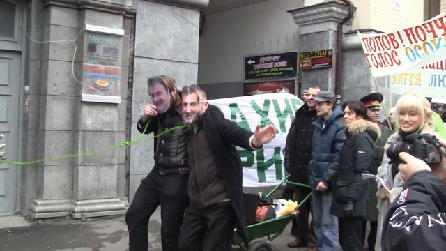 Марш захисту Києва- "Яблочко".MTS смотреть онлайн