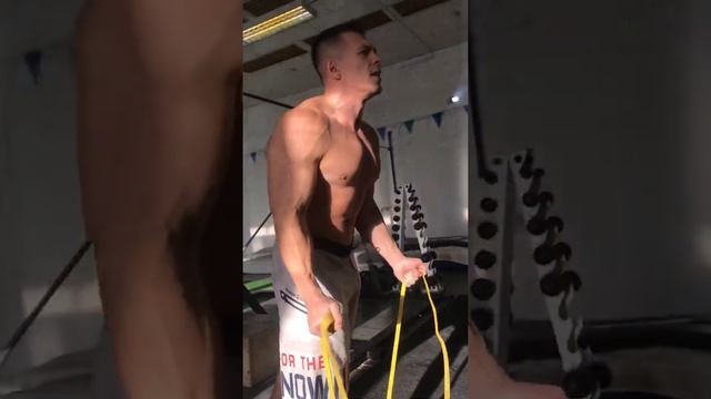 КАЧАЙ БИЦЕПС ПРАВИЛЬНО!