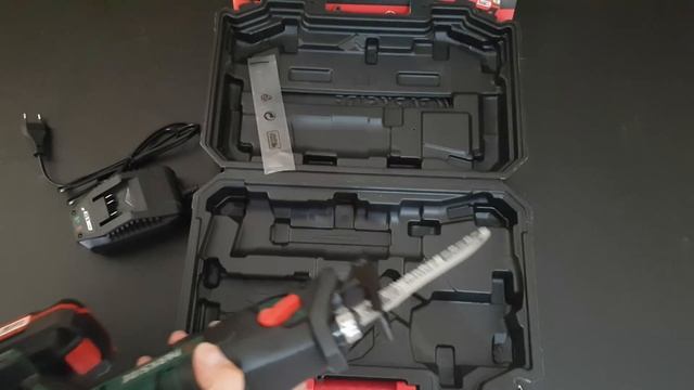 Parkside Cordless Sabre Saw PSSA 20-LI A1 Unboxing testing смотреть онлайн