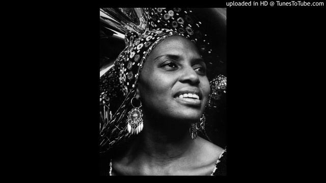 Miriam Makeba - Africa(Ifriqiya)