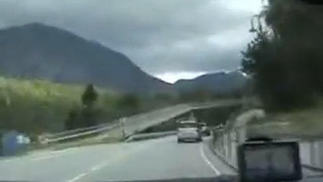 Норвегия. 7-я дорога. Подъезжаем к водопаду Вёрингсфоссен 19.08.09, 17:53 смотреть онлайн