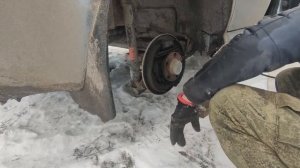 Замена троса ручника шкода октавия тур, без ямы в домашних условиях