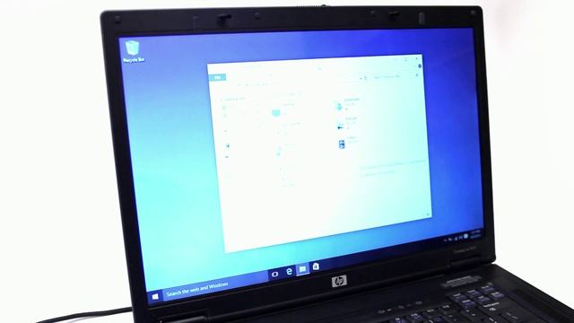 WINDOWS 10 running on HP COMPAQ NX7400 смотреть онлайн