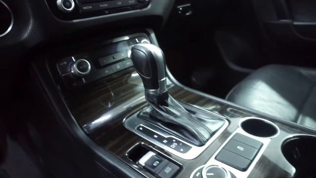 Volkswagen Touareg '2014 смотреть онлайн