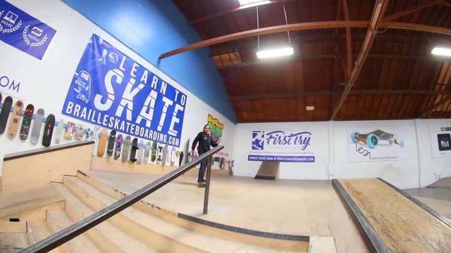 LUCKIEST GAME OF SKATE ROULETTE EVER?! смотреть онлайн