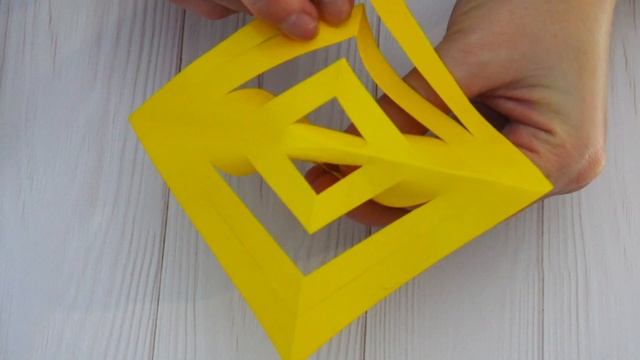 Снежинка из бумаги | Как сделать объемную снежинку своими руками. Снежинка-радуга! смотреть онлайн