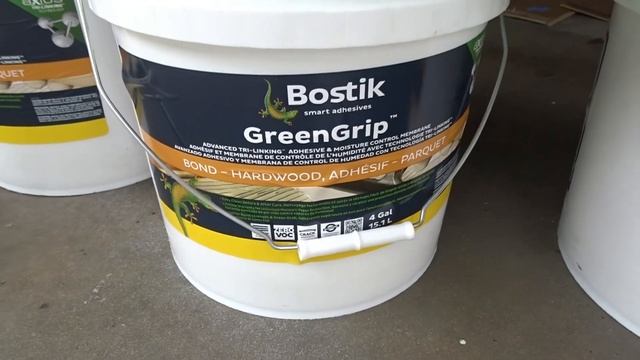 BAMBOO FLOORING INSTALLATION PROBLEMS - DIY & HOW TO REPAIR FLOATING BAMBOO & RE-INSTALL W/ GLUE !! смотреть онлайн
