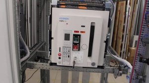 Воздушный автоматический выключатель Hyundai