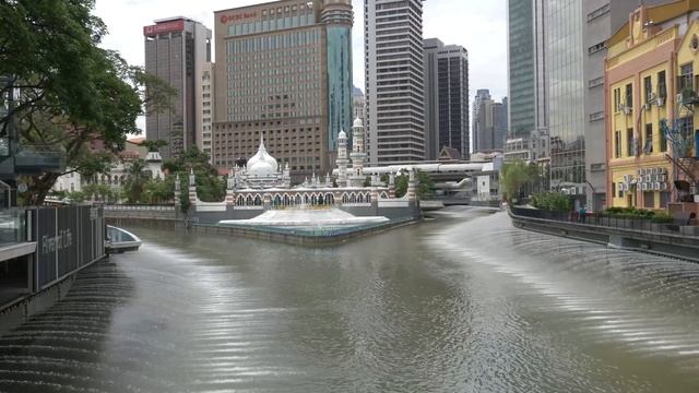 [4K] Walking in Central Market and Masjid Jamek, Kuala Lumpur смотреть онлайн