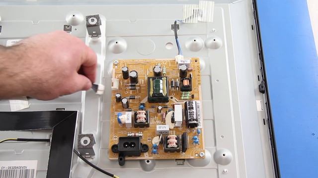 Samsung TV Power Supply & Main Board Replacement Tutorial - UN32EH4003FXZAFXZA смотреть онлайн