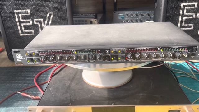 Compressor cel 2A máy nén tiếng bãi peavey made in Usa смотреть онлайн