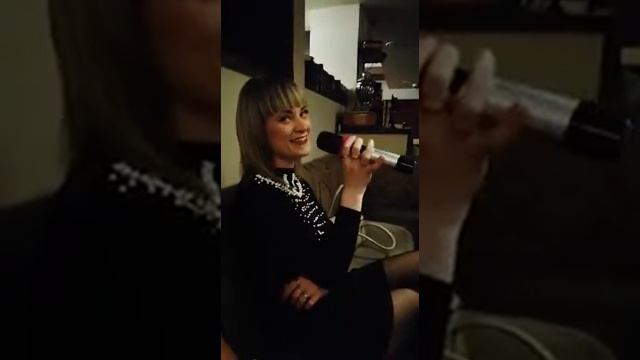 голос оставляет желать лучшего,но чего не сделаешь для любимого человека смотреть онлайн