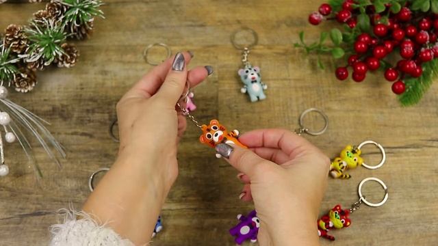 Подарочный брелок для ключей/сумки/рюкзака новогодний Символ года тигр 2022 Новый год тигра смотреть онлайн