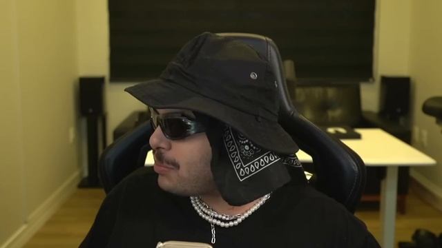 os amigo do xamuel tão bravo comigo смотреть онлайн