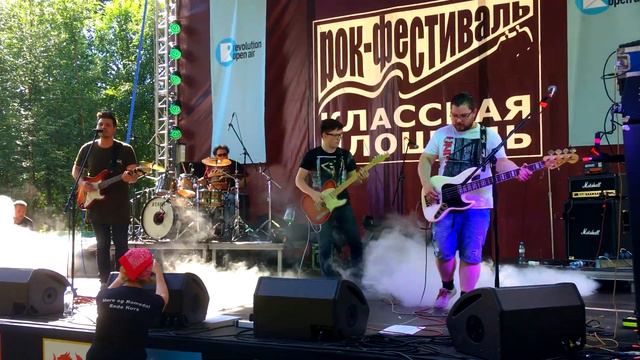 БОЛЬШОЙ ЛЕБОВСКИ - Рок-н-ролл (КЛАССНАЯ ПЛОЩАДЬ 2018 Live) смотреть онлайн