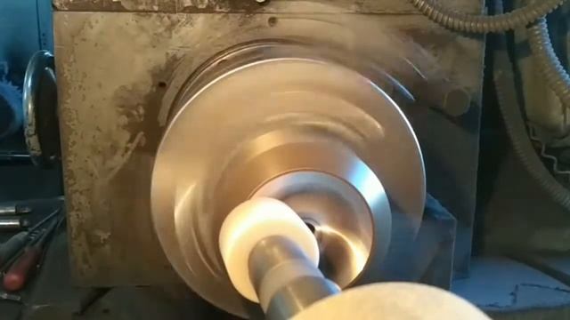 Шлифовка сферы качающего узла гидравлического насоса шаг 2 смотреть онлайн