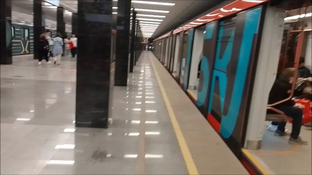 Электропоезд 81-775/776/777 «Москва-2020 №39 на станции метро Каширская ,Большая кольцевая линия. смотреть онлайн