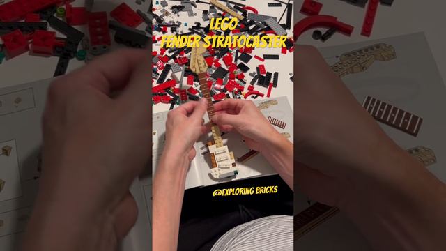 A great LEGO build 🎸❤️ #lego #fender #jimihendrix #guitar #legobuild #fenderstratocaster смотреть онлайн