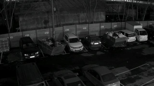 Уличная IP-камера CO-i50SY2IRP(HD2) и CO-i50SY2IRW(HD2). Улица ночь.