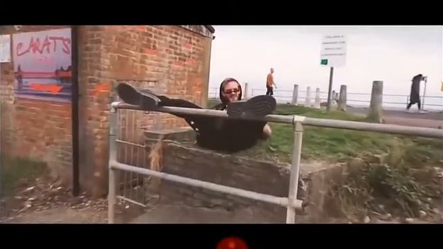 Музыка бич лазаня русском языке смотреть онлайн