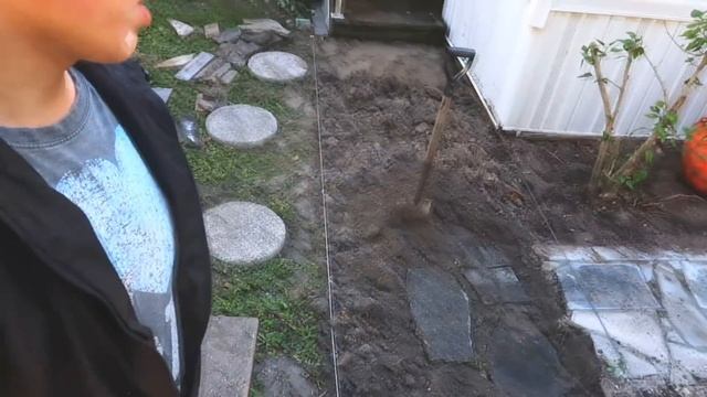 Гранитная дорожка за 5$. Живём в удовольствие! Играем в ландшафтных дизайнеров. смотреть онлайн