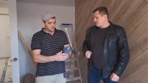 Укладка ламината на стену.  Как правильно приклеить ламинат к стене?