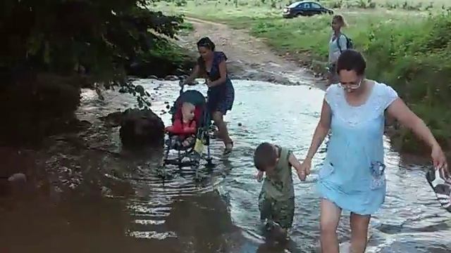 Переходим реку вброд) смотреть онлайн