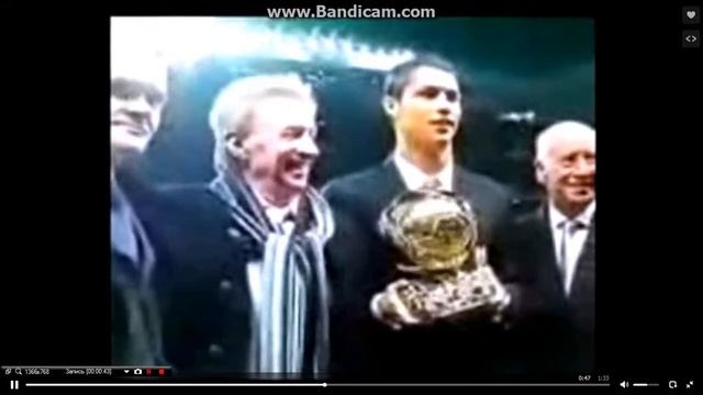 вручение золотого мяча Криштиано Роналдо смотреть онлайн