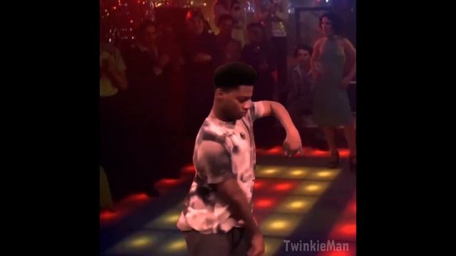 Car Shearer dancing but it's Saturday Night Fever смотреть онлайн