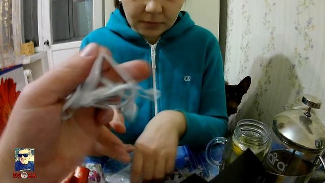 Распаковка подарков. Беспроводные наушники. Лавовая лампа. смотреть онлайн