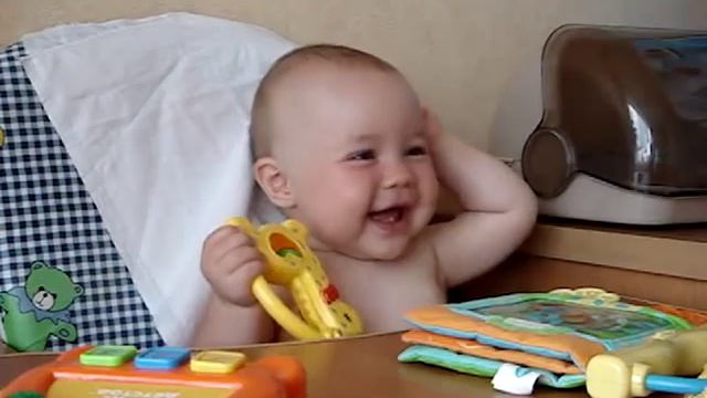 Ника празднует День рождения мамы смотреть онлайн