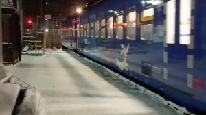 Электропоезд ЭП2Д-0104 РЕКС отправляется со станции Голицыно