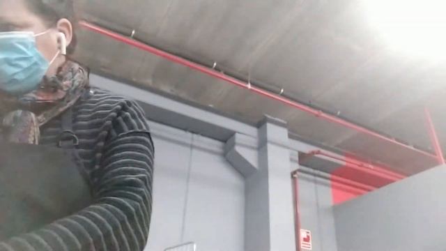 Haciendo un ramo de flores en espiral смотреть онлайн