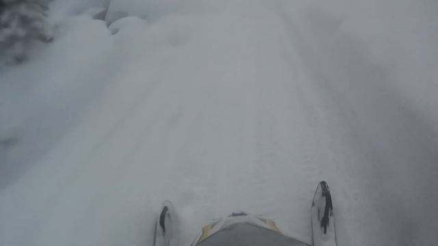 Снегоходы в глубоком снегу Стелс Stels капитан 150 long Irbis SF150 L mp4 смотреть онлайн