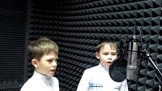 НАШ ПЕРВЫЙ КЛИП, Режиссер Павел Лазаренко. Казаки Шашку бери смотреть онлайн