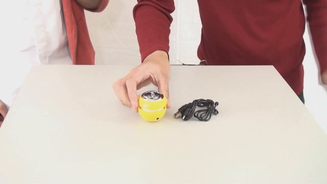 Light Up Mini Speakers Showdown Comparison + Sound Test смотреть онлайн