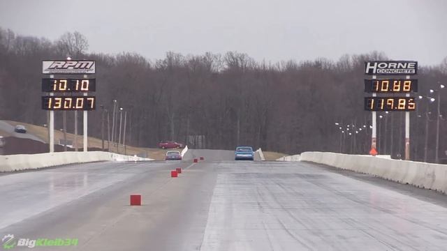 This Old School Ford Pickup is Quicker than it Looks! смотреть онлайн