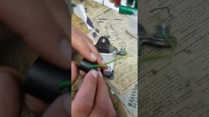 технический видосик.ремонт замка багажника, да будет свет!  skoda octavia a5.далой микрики!!!