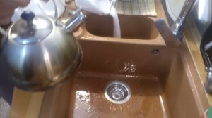 Едкий натр чистит канализацию - инструкция