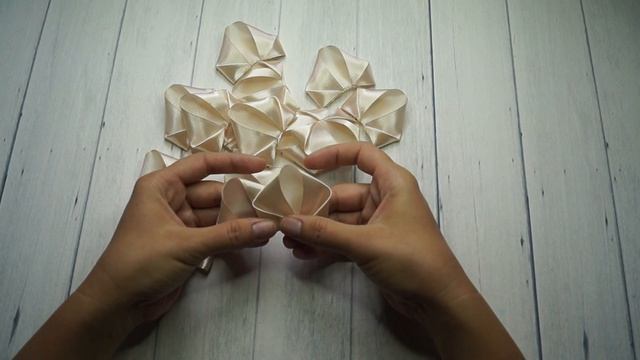 A rose from a ribbon. The easiest way. смотреть онлайн