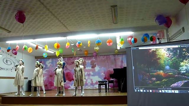 "Пасхальная" исполняет автор Елена Выходцева смотреть онлайн