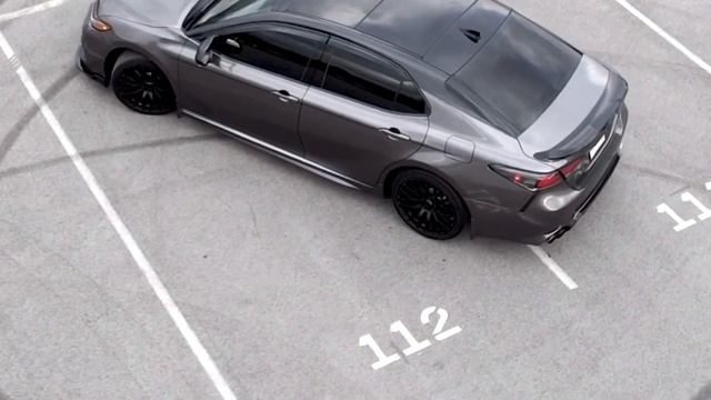 Toyota Camry Custom смотреть онлайн