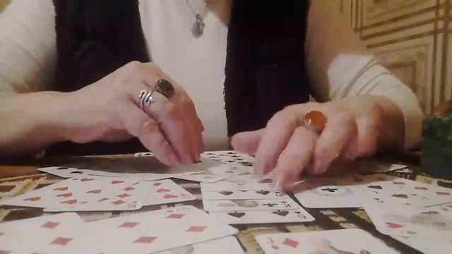 На пороге каких событий стоит крестовый Король . смотреть онлайн