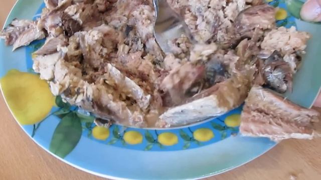 Быстрый рыбный пирог из консервов - просто и вкусно! смотреть онлайн